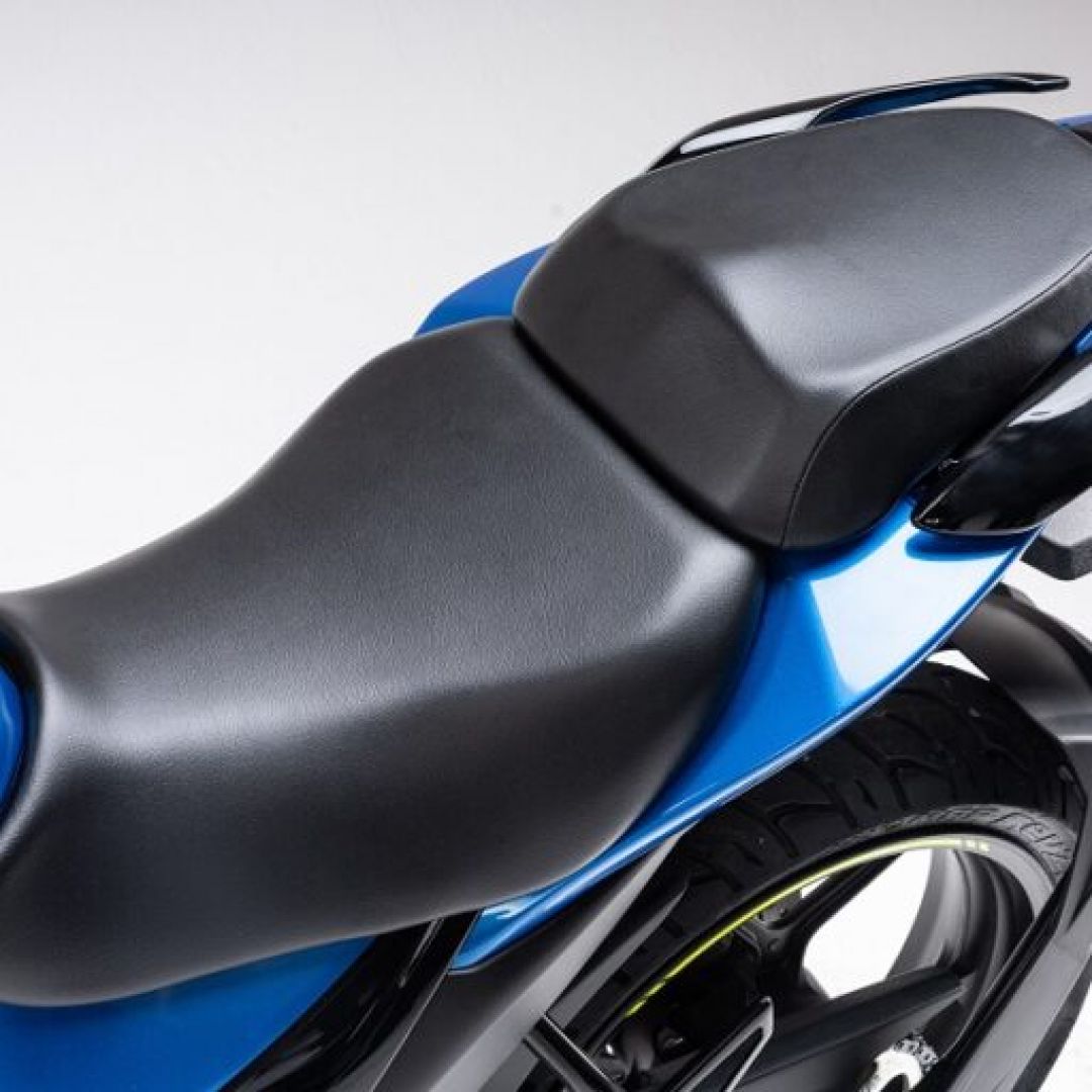 suzuki-gixxer-150-suz0004